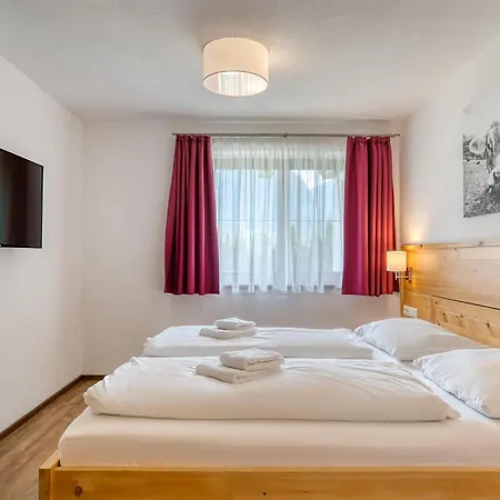 In Neukirchen With Mountain Views شقة *