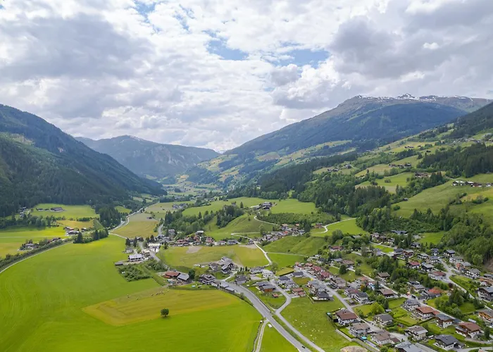 In Neukirchen With Mountain Views شقة *